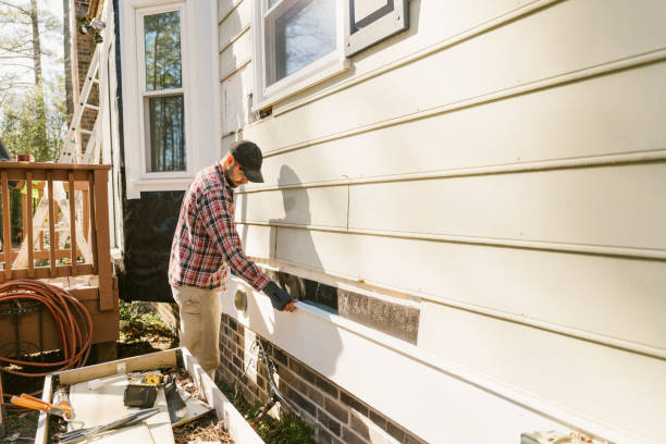 Top rated local Emergency Siding Repair specialists in Burton, OH